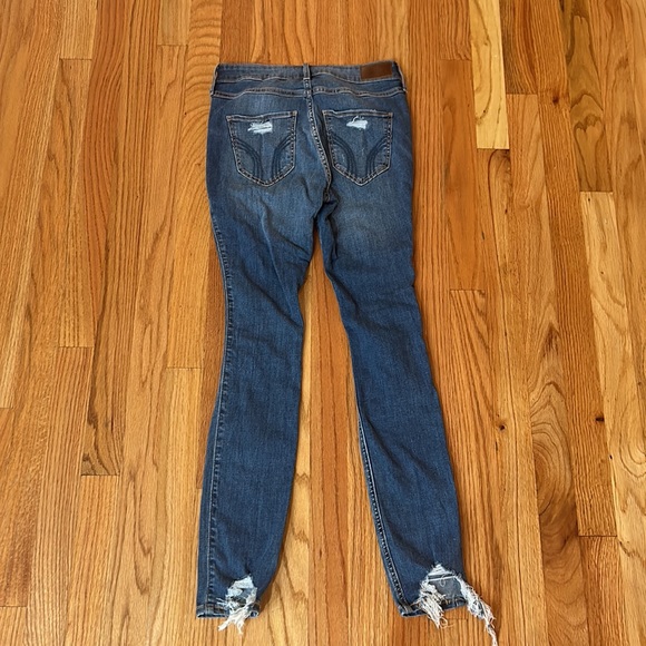 Hollister Ripped Jeans High Rise Super Skinny Stretch, Size 1S, 25W, 28L - Picture 8 of 9